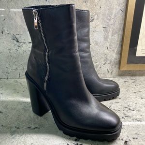 Chelsea & Violet Falla Double-Zip Booties .. sz 8.5